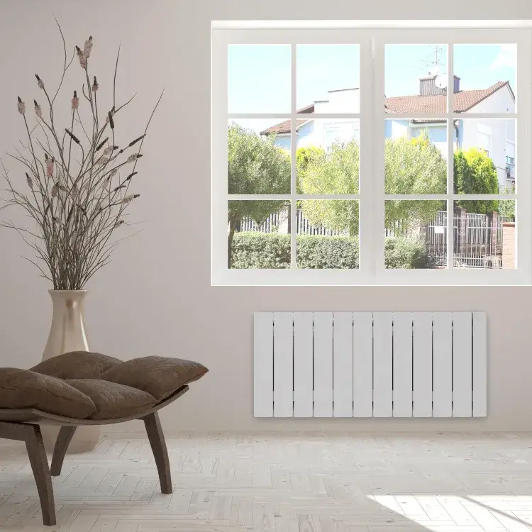 Radiateur électrique à inertie fluide 1500 W EQUATION Luz plinthe