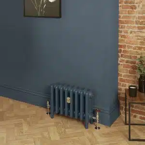 Radiateur à eau chaude 4 rangs Bleu Foncé (Hague Blue 30 de Farrow & Ball) Mercury Hudson Reed