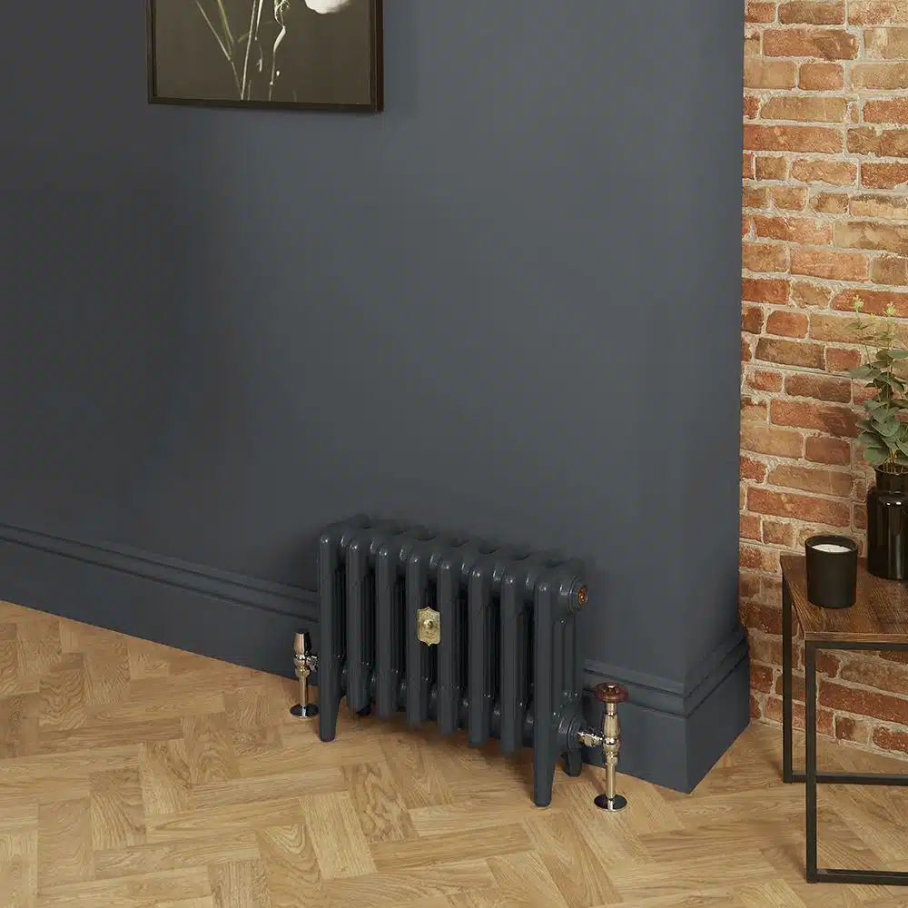 Radiateur à eau chaude 4 rangs gris foncé (Railings 31