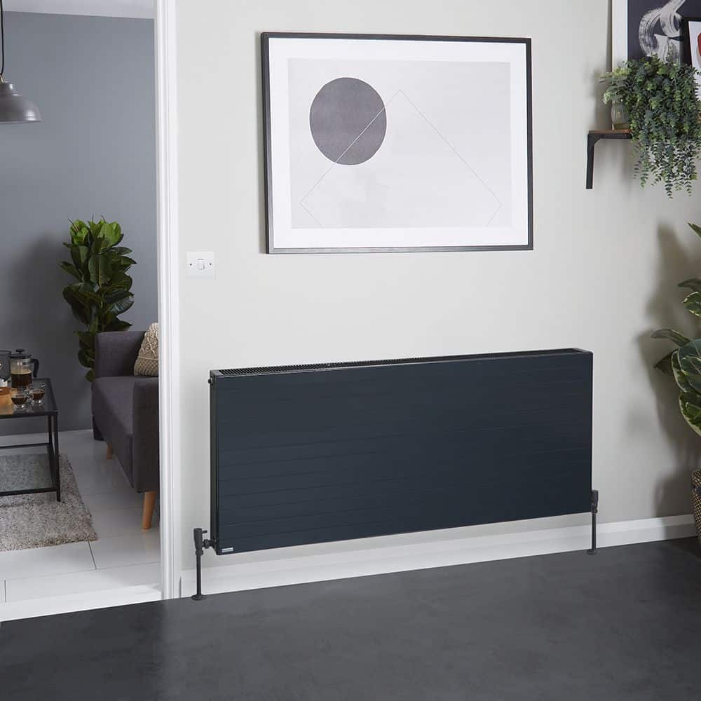 Radiateur à eau chaude horizontal Anthracite K2 2839 watts*